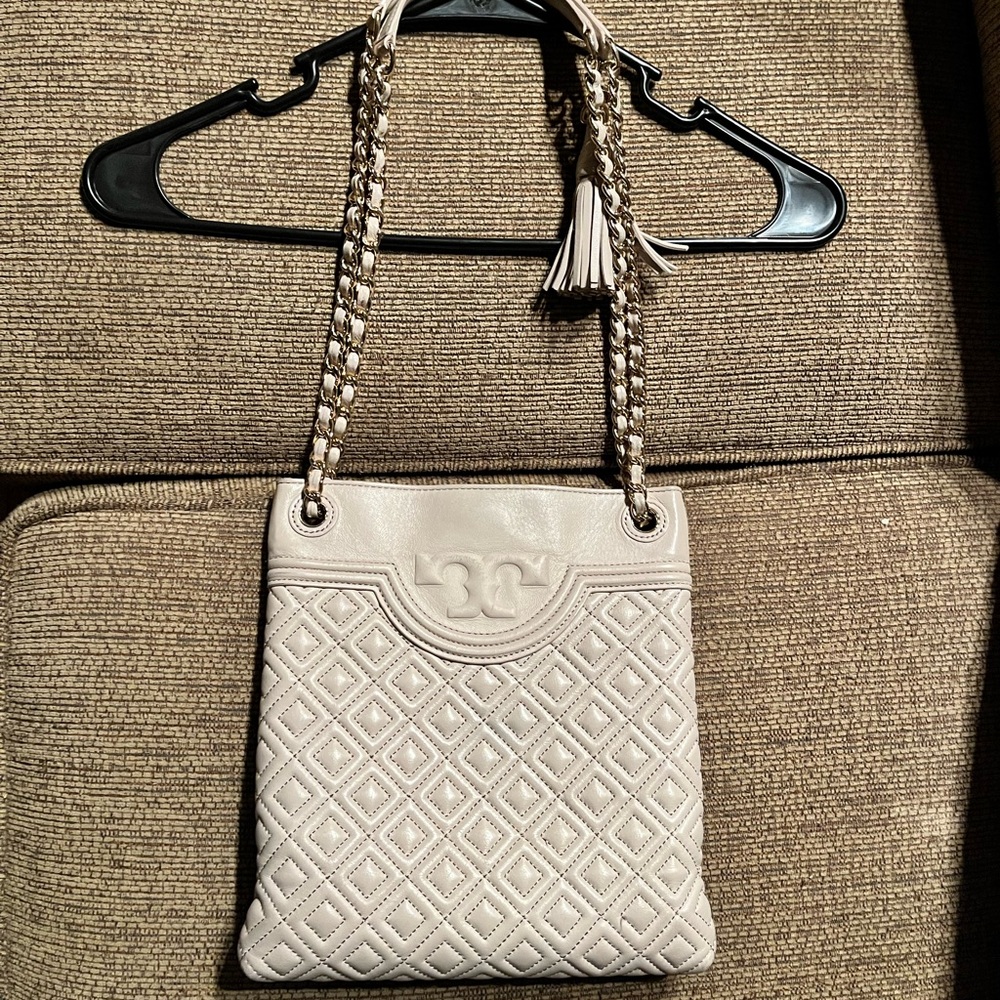 Tory Burch Cream Fleming Swingpack Quilted Bag - Picture 2 of 13